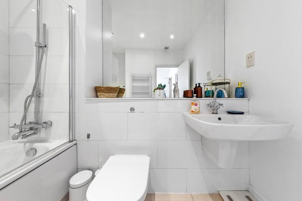 3 Bedroom Flat In Haymarket Sleeps 14 Hy1 Apartament